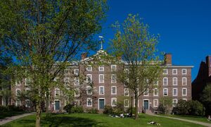 Brown's University Hall in 2007.jpg