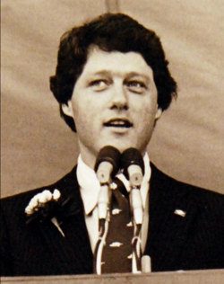 Bill Clinton in 1980.png