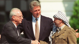 Yitzhak Clinton Arafat.png