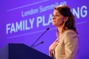 Melinda Gates speaking at the opening of the London Summit on Family Planning (7549052918).jpg