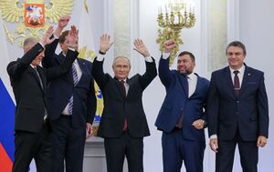 Putin plus Four.jpg
