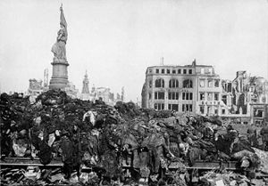 Dresden-victims.jpg